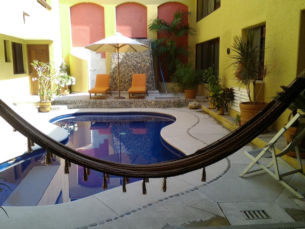 Casa Celeste Hotel Zihuatanejo Szoba fotó